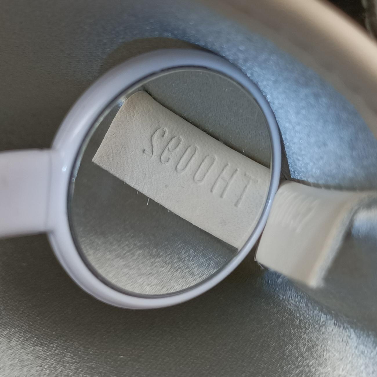 Pre-owned Louis Vuitton Shine McKenna Golden Monogram Shine M92363 shoulderbag | stylenewstar