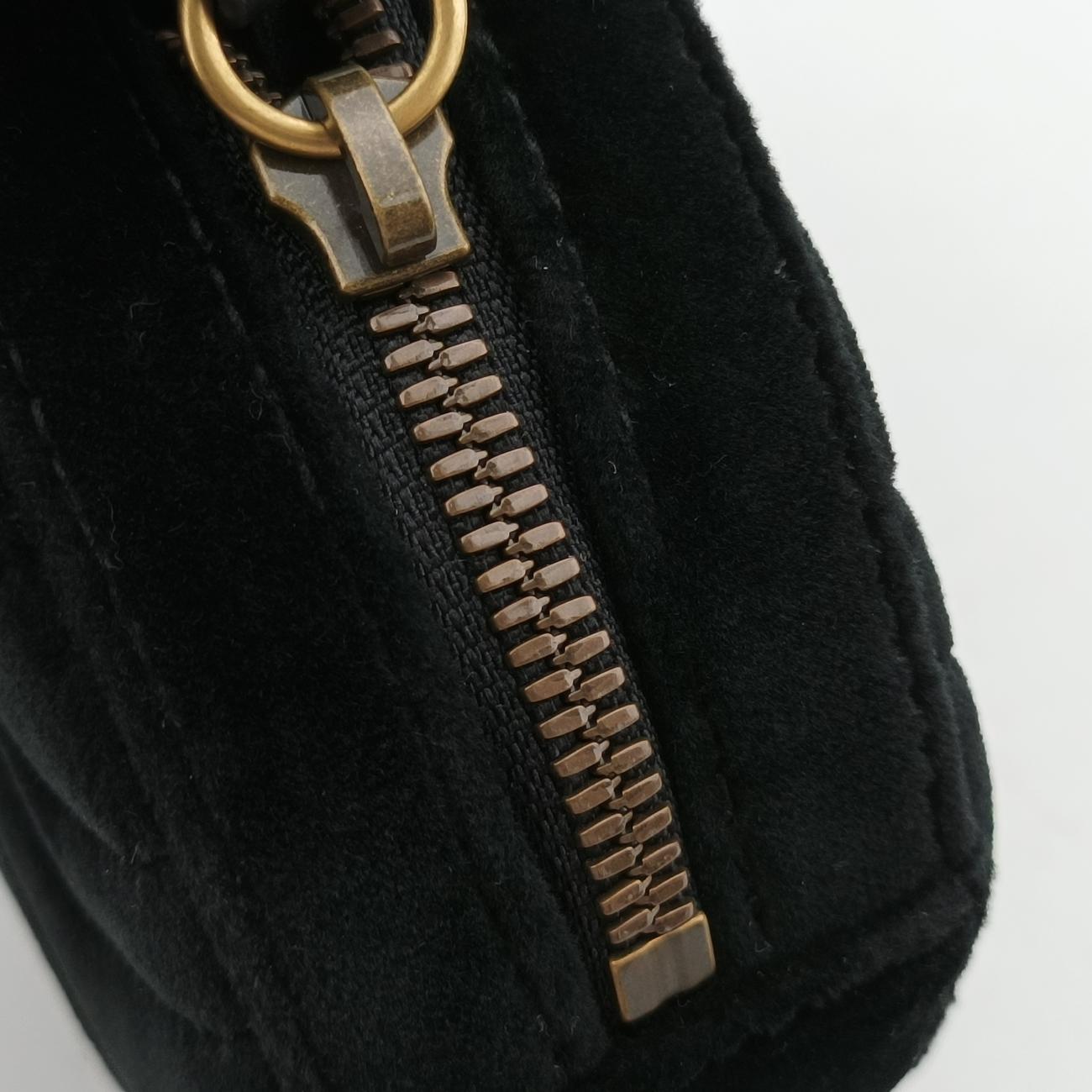 Vintage Gucci GG Marmont Black velour 476434 bum bag/waist bag | stylenewstar