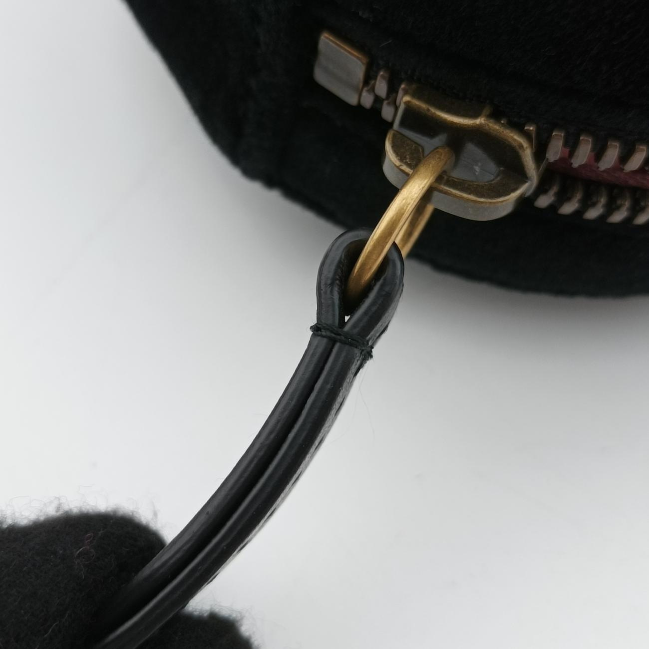 Vintage Gucci GG Marmont Black velour 476434 bum bag/waist bag | stylenewstar