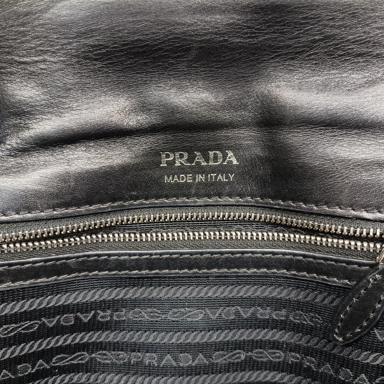 Pre-owned Prada Plex Ribbon Blue x White x Navy Leather 1BD067 shoulderbag | stylenewstar