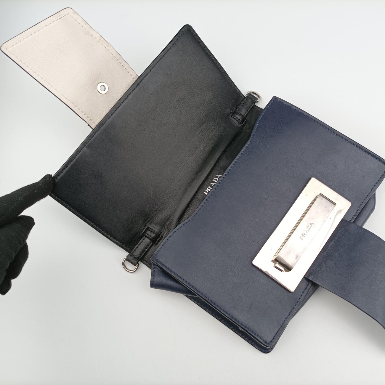 Pre-owned Prada Plex Ribbon Blue x White x Navy Leather 1BD067 shoulderbag | stylenewstar