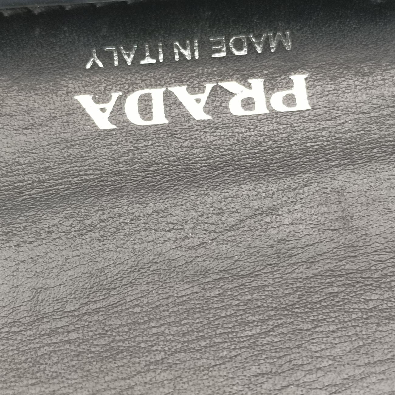 Pre-owned Prada Plex Ribbon Blue x White x Navy Leather 1BD067 shoulderbag | stylenewstar