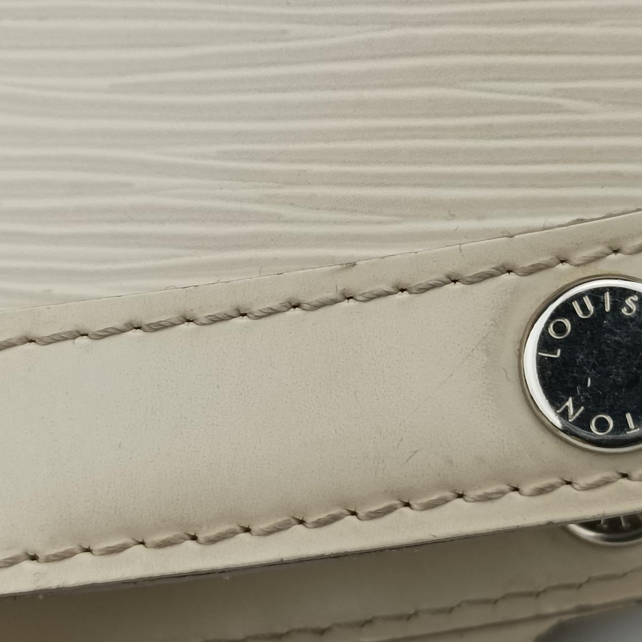 Pre-owned Louis Vuitton Bréa MM IVOIRE Epi M40330 shoulderbag | stylenewstar