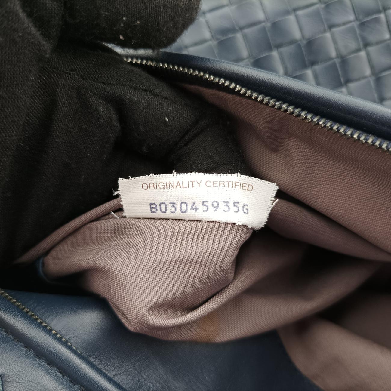 Pre-owned Bottega Veneta Intrecciato Navy lambskin  handbag | stylenewstar