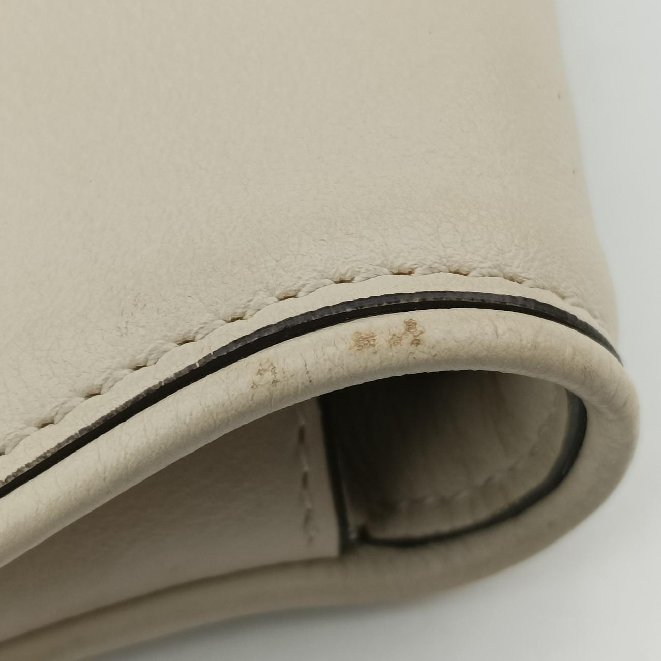 Vintage Gucci Blondie Chain White Leather 699268 shoulderbag | stylenewstar