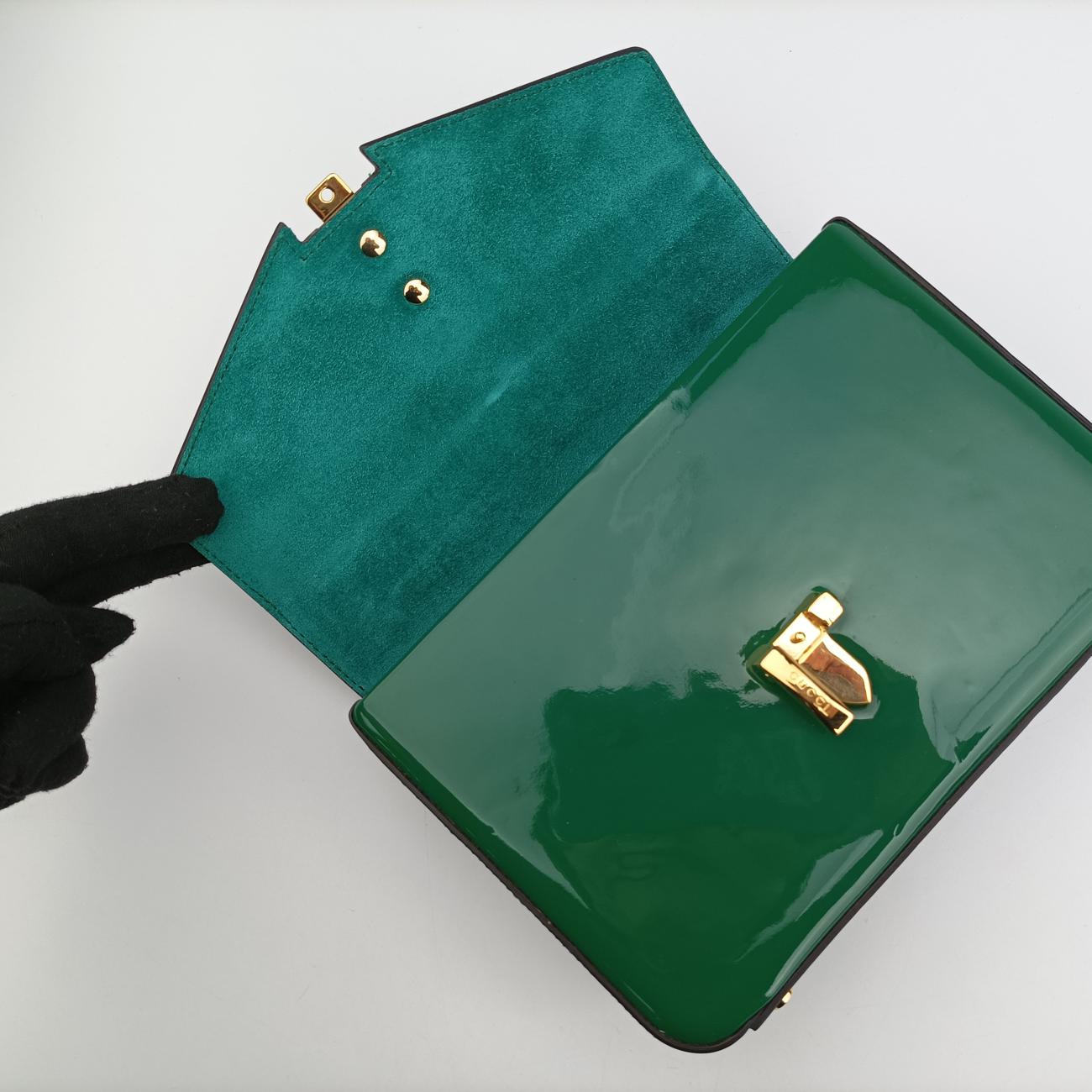 Pre-owned Gucci Sylvie Green Patent 589479 shoulderbag | stylenewstar