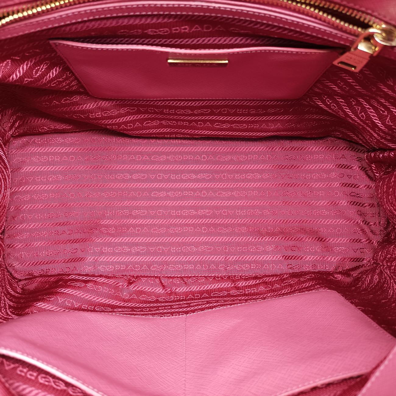 Secondhand Prada Galleria Pink SAFFIANO Leather BN1874 shoulderbag | stylenewstar