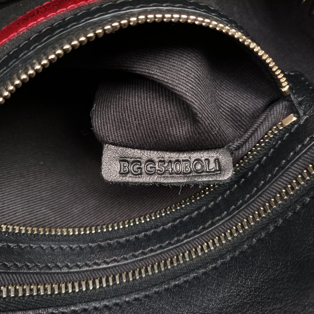 Pre-owned Valentino Rockstud Black Leather  shoulderbag | stylenewstar