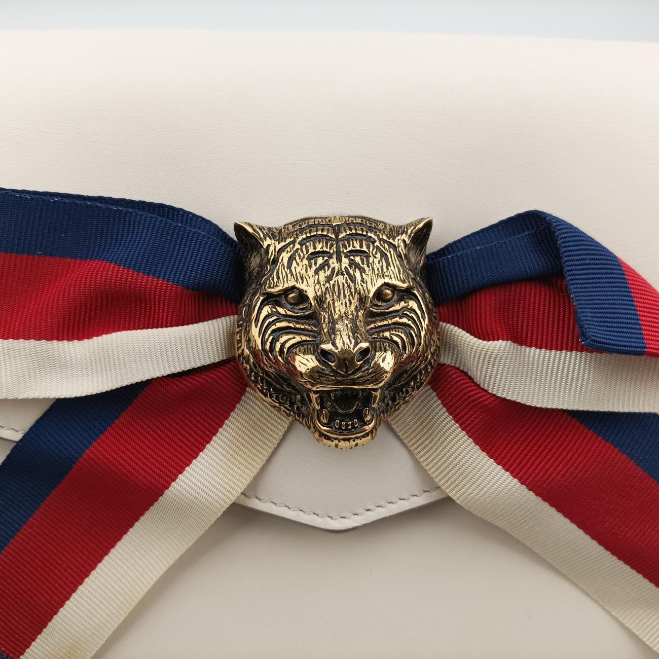 Secondhand Gucci Broadway Tiger Head White x Red x Navy Leather 453777 shoulderbag | stylenewstar
