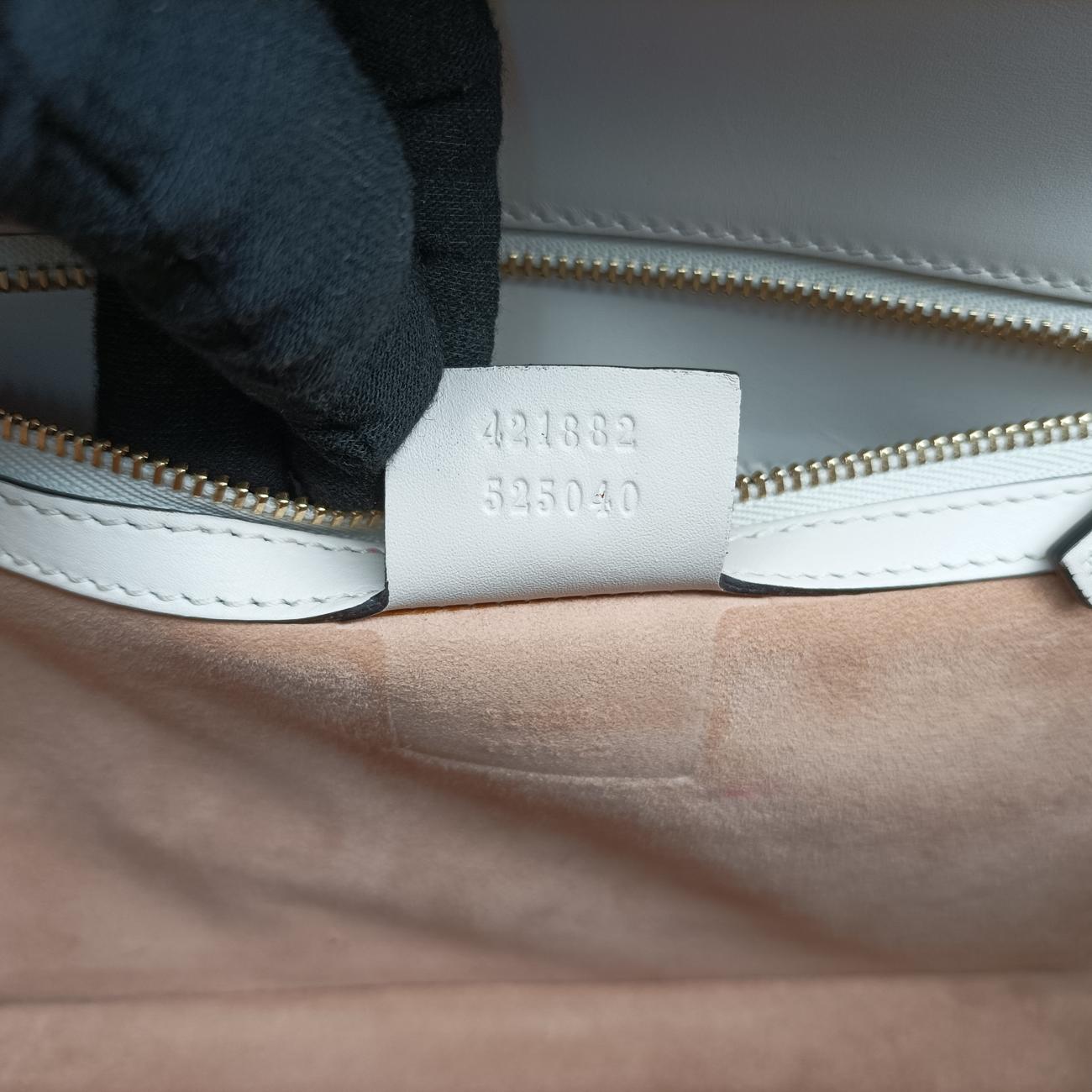 Pre-owned Gucci Sylvie Ivory× navy × red Leather 421882 shoulderbag | stylenewstar