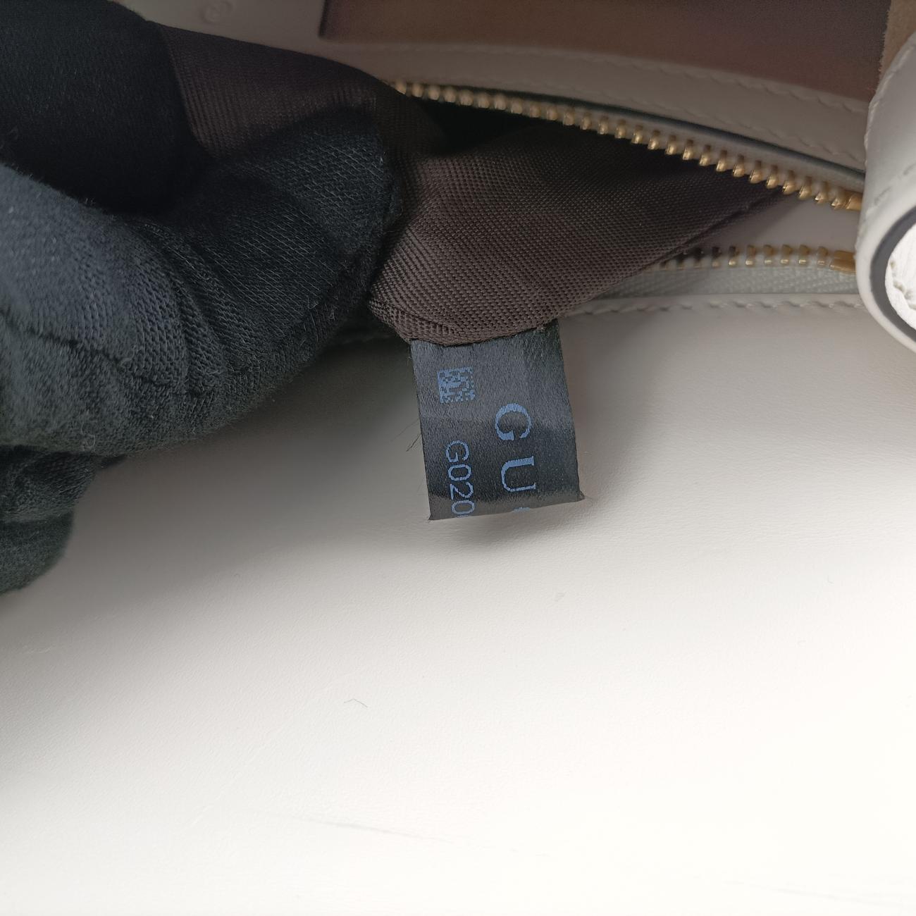 Pre-owned Gucci Sylvie Ivory× navy × red Leather 421882 shoulderbag | stylenewstar