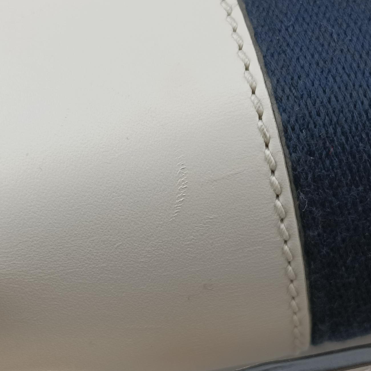 Pre-owned Gucci Sylvie Ivory× navy × red Leather 421882 shoulderbag | stylenewstar