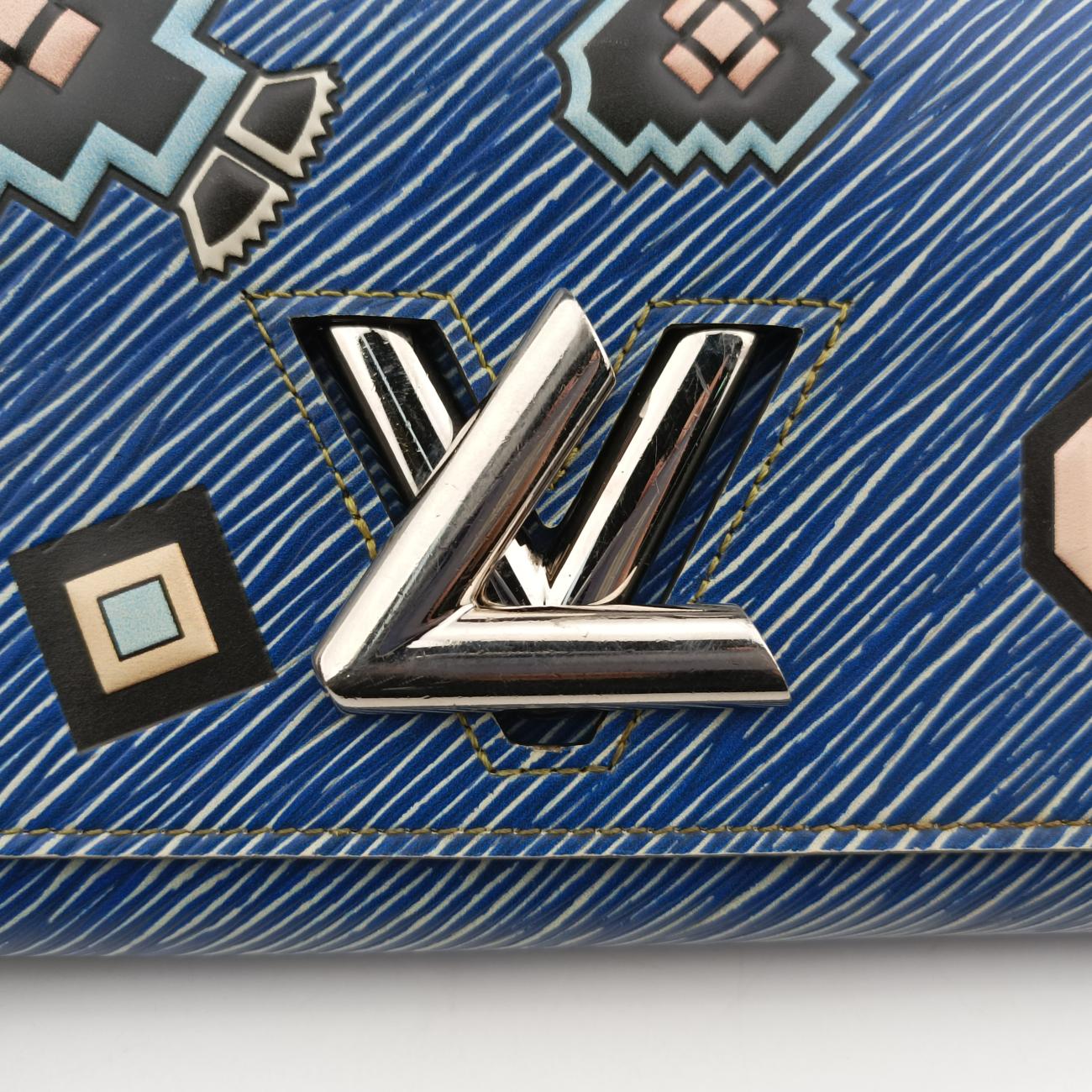 Pre-owned Louis Vuitton Portefeuille Twist Chain Wallet blue×multicolor Epi M61490 shoulderbag | stylenewstar