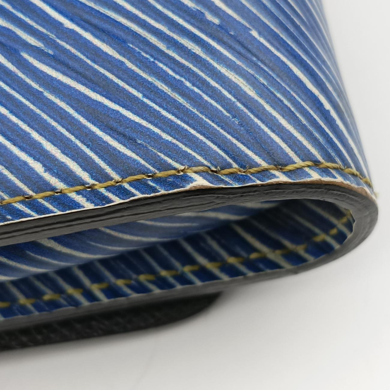 Pre-owned Louis Vuitton Portefeuille Twist Chain Wallet blue×multicolor Epi M61490 shoulderbag | stylenewstar