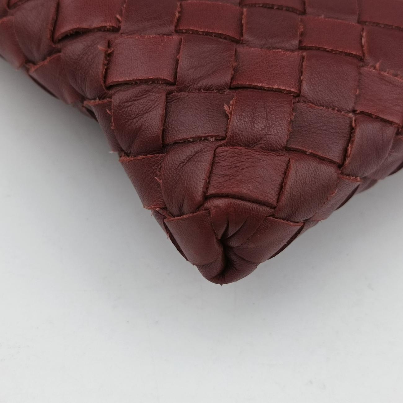 Secondhand Bottega Veneta Intrecciato Burgundy lambskin  shoulderbag | stylenewstar