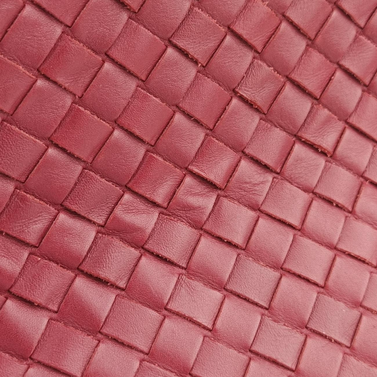 Secondhand Bottega Veneta Intrecciato Burgundy lambskin  shoulderbag | stylenewstar