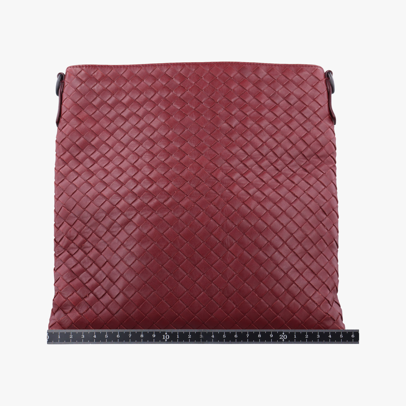 Secondhand Bottega Veneta Intrecciato Burgundy lambskin  shoulderbag | stylenewstar