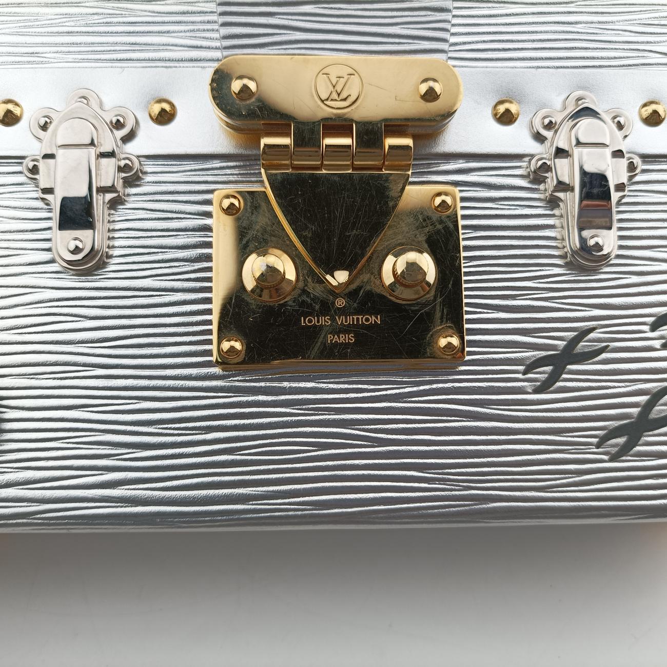 Pre-owned Louis Vuitton PETITE MALLE silver x gold Epi M54653 shoulderbag | stylenewstar