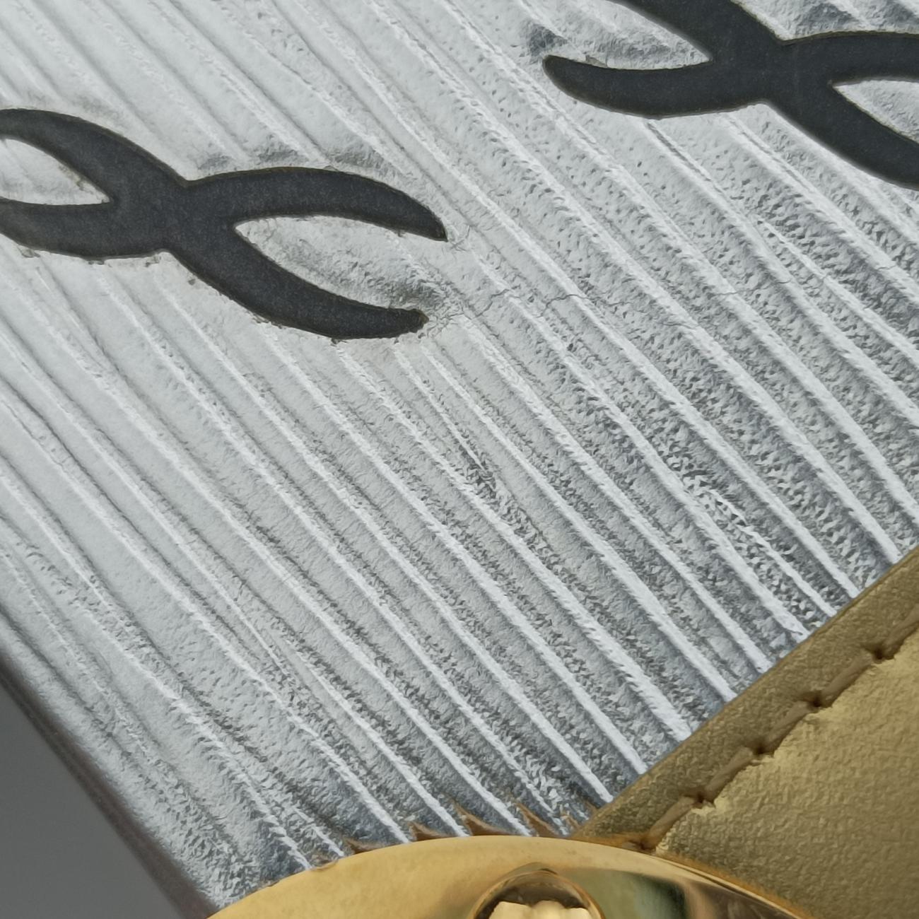 Pre-owned Louis Vuitton PETITE MALLE silver x gold Epi M54653 shoulderbag | stylenewstar