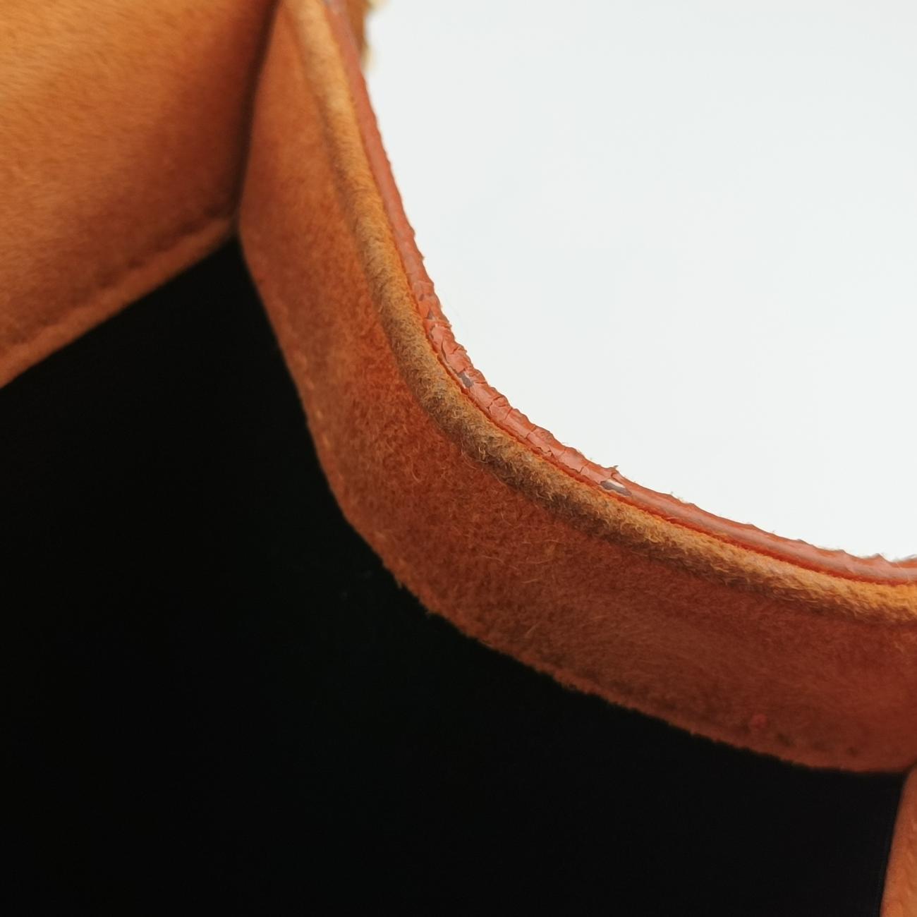 Pre-owned Yves Saint Laurent KATE Orange suede 354119 shoulderbag | stylenewstar