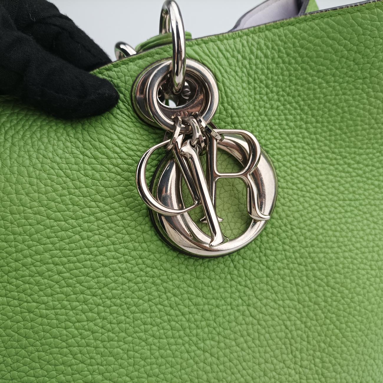 Pre-owned Christian Dior Diorissimo Green Leather  shoulderbag | stylenewstar