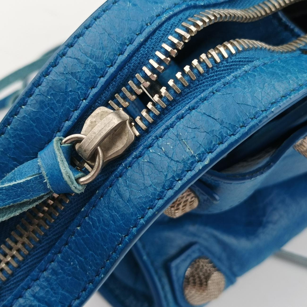 Vintage Balenciaga Mute City Blue lambskin  shoulderbag | stylenewstar