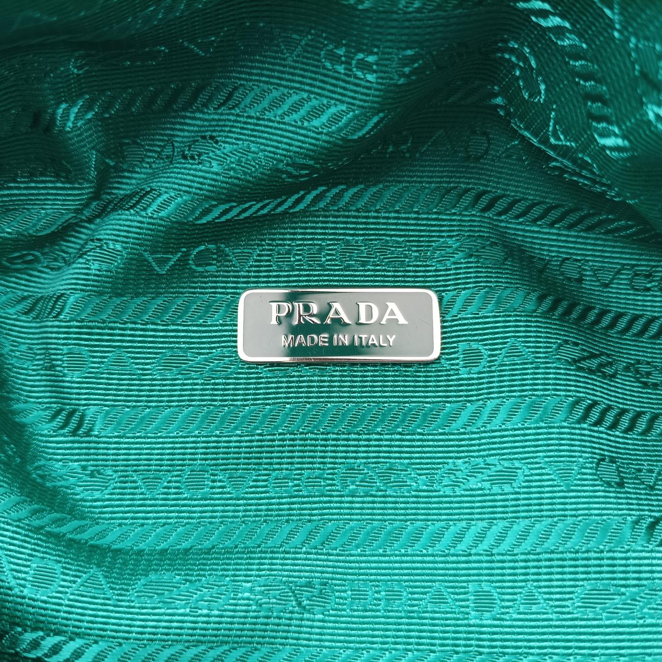 Pre-owned Prada Padded Nappa triangle Green Leather 1BA315 shoulderbag | stylenewstar