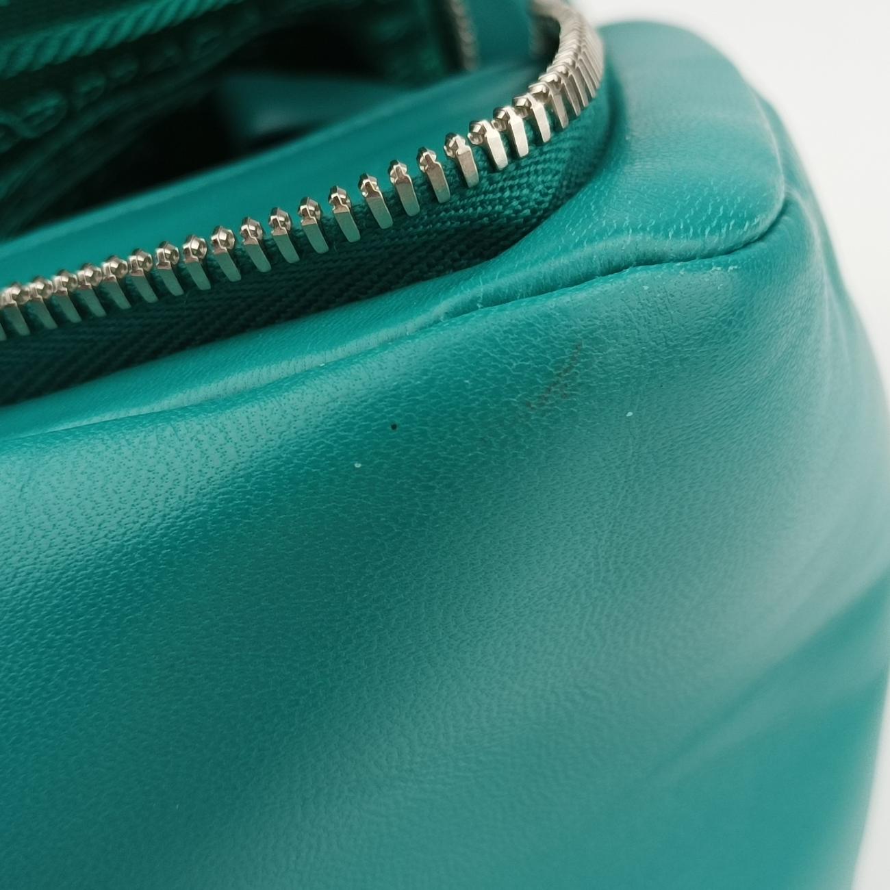 Pre-owned Prada Padded Nappa triangle Green Leather 1BA315 shoulderbag | stylenewstar