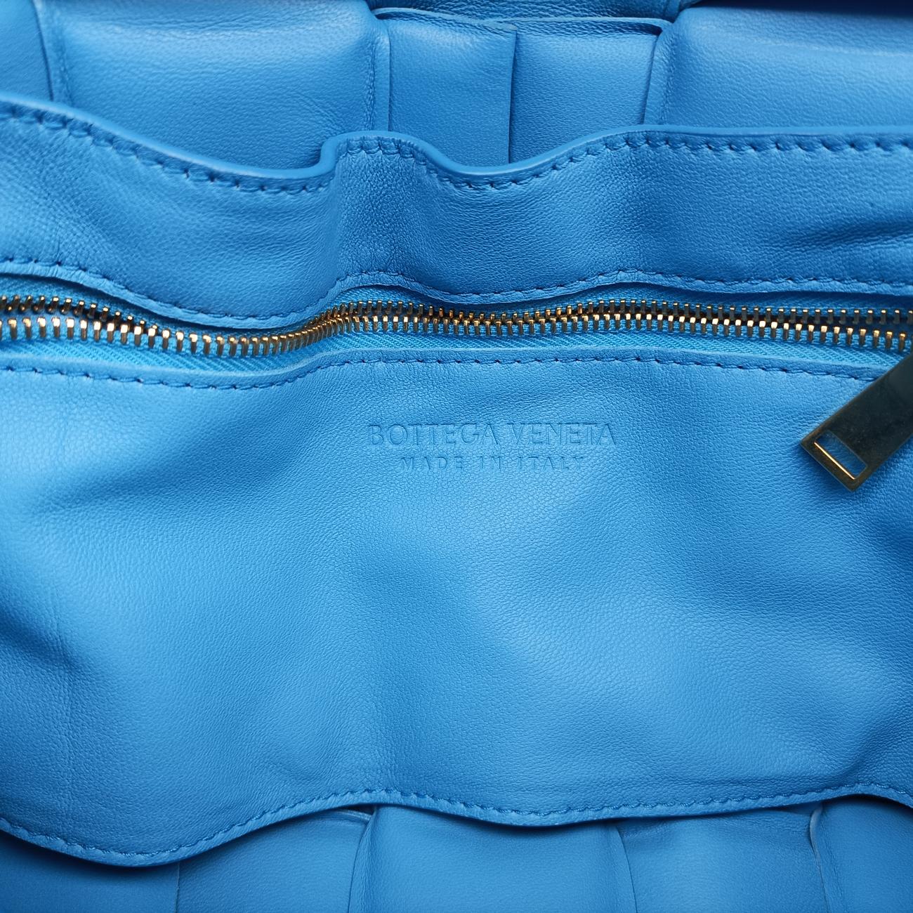 Secondhand Bottega Veneta The Chain Cassette Blue lambskin  shoulderbag | stylenewstar