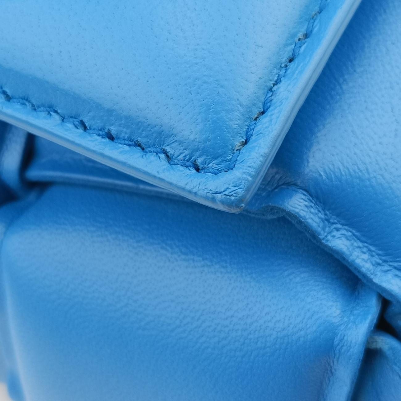 Secondhand Bottega Veneta The Chain Cassette Blue lambskin  shoulderbag | stylenewstar