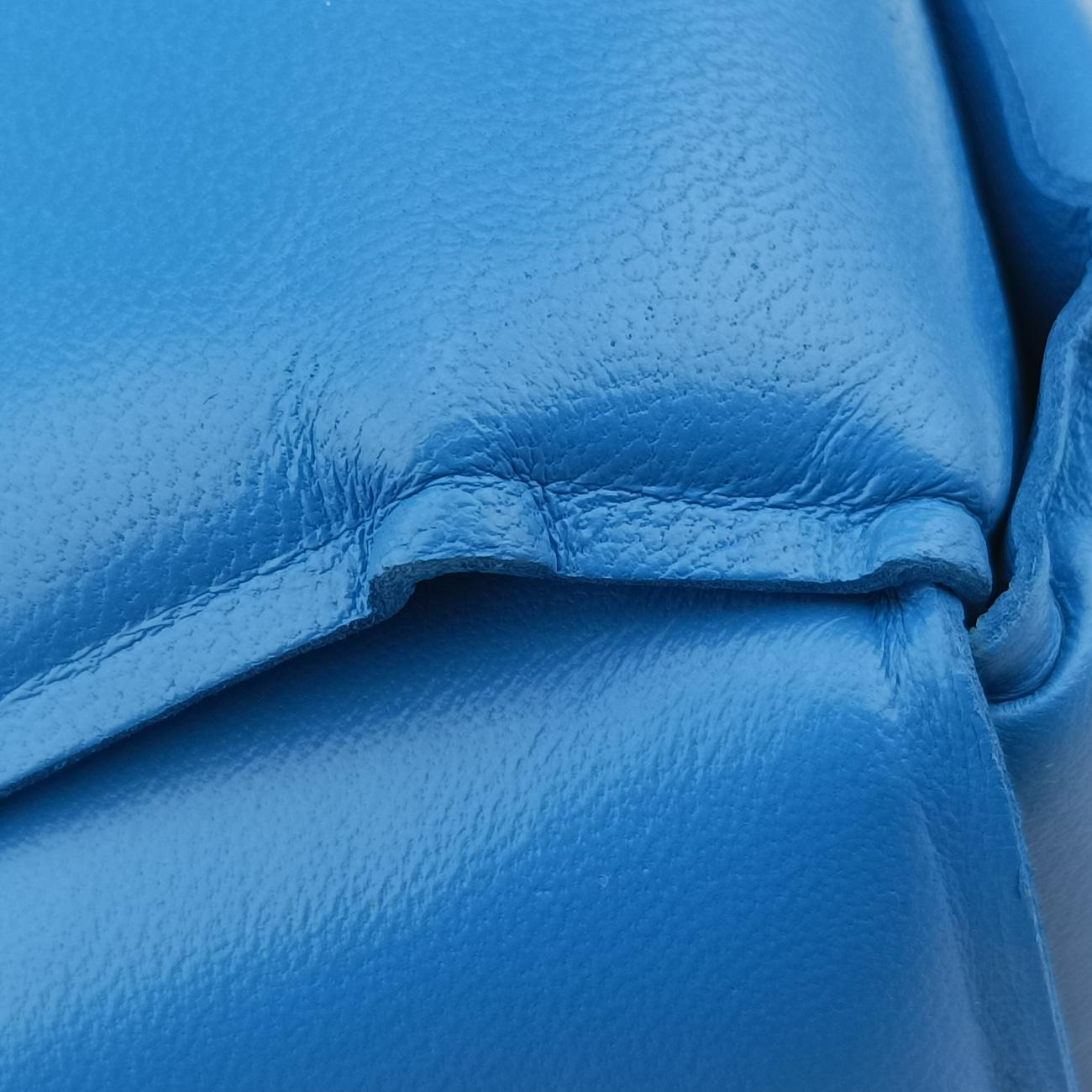 Secondhand Bottega Veneta The Chain Cassette Blue lambskin  shoulderbag | stylenewstar