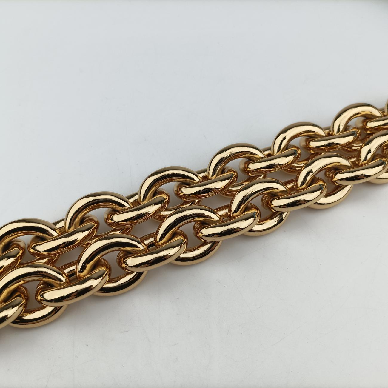 Secondhand Bottega Veneta The Chain Cassette Blue lambskin  shoulderbag | stylenewstar