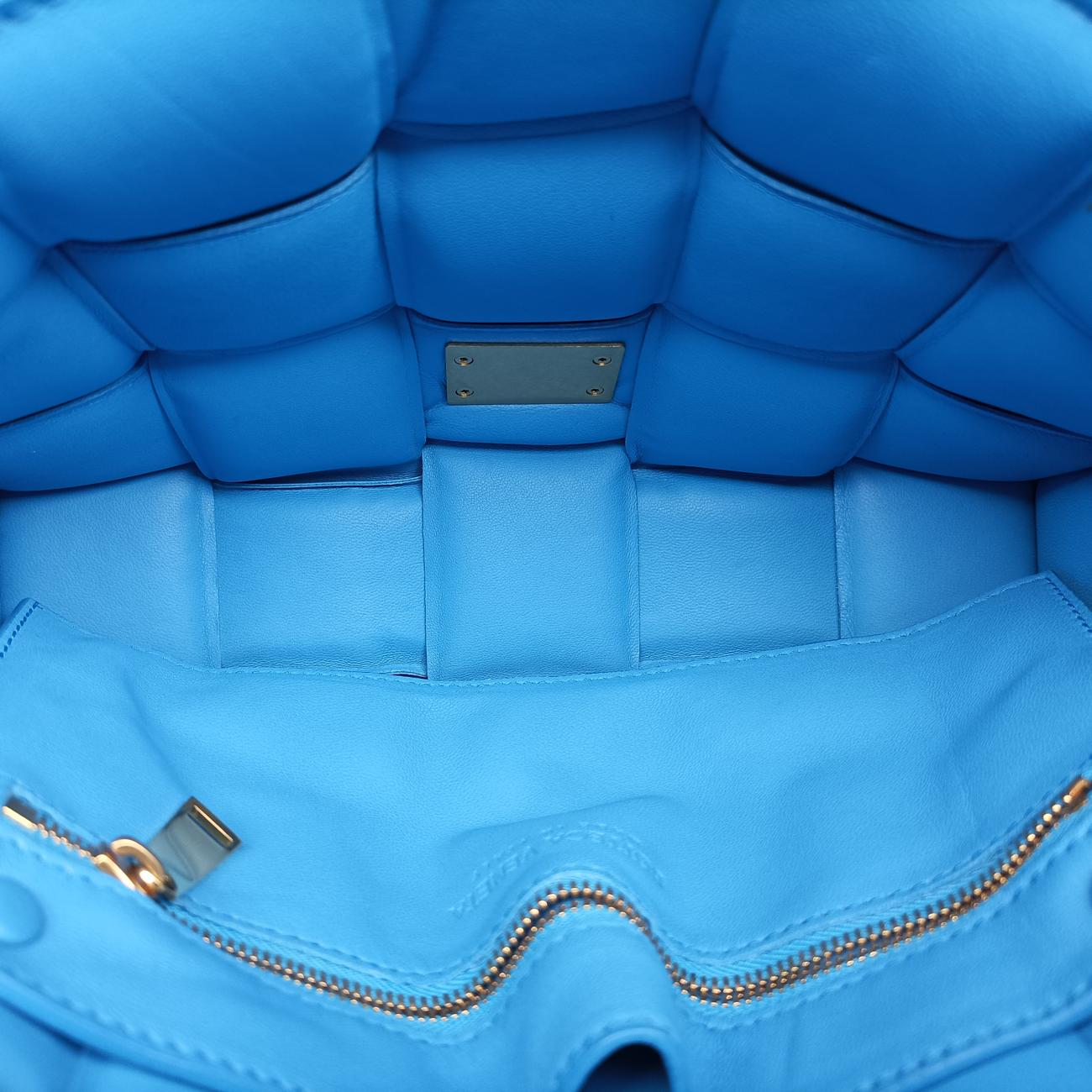 Secondhand Bottega Veneta The Chain Cassette Blue lambskin  shoulderbag | stylenewstar