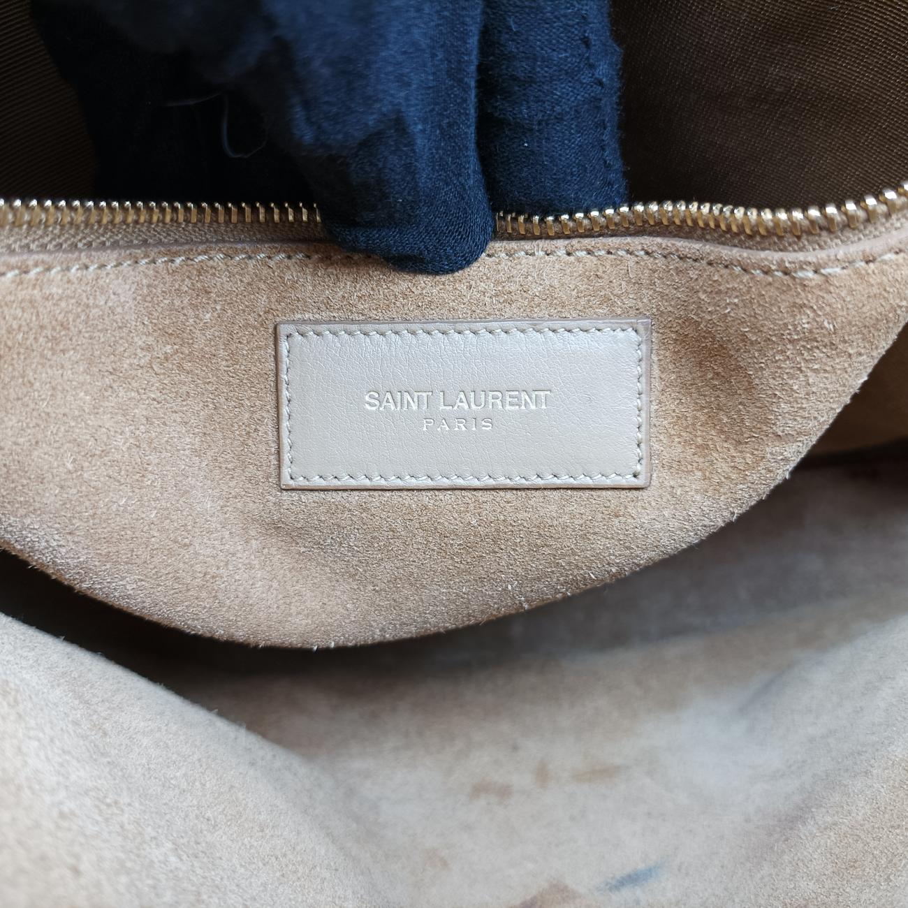 Pre-owned Yves Saint Laurent SAC DE JOUR beige Leather 324823 shoulderbag | stylenewstar