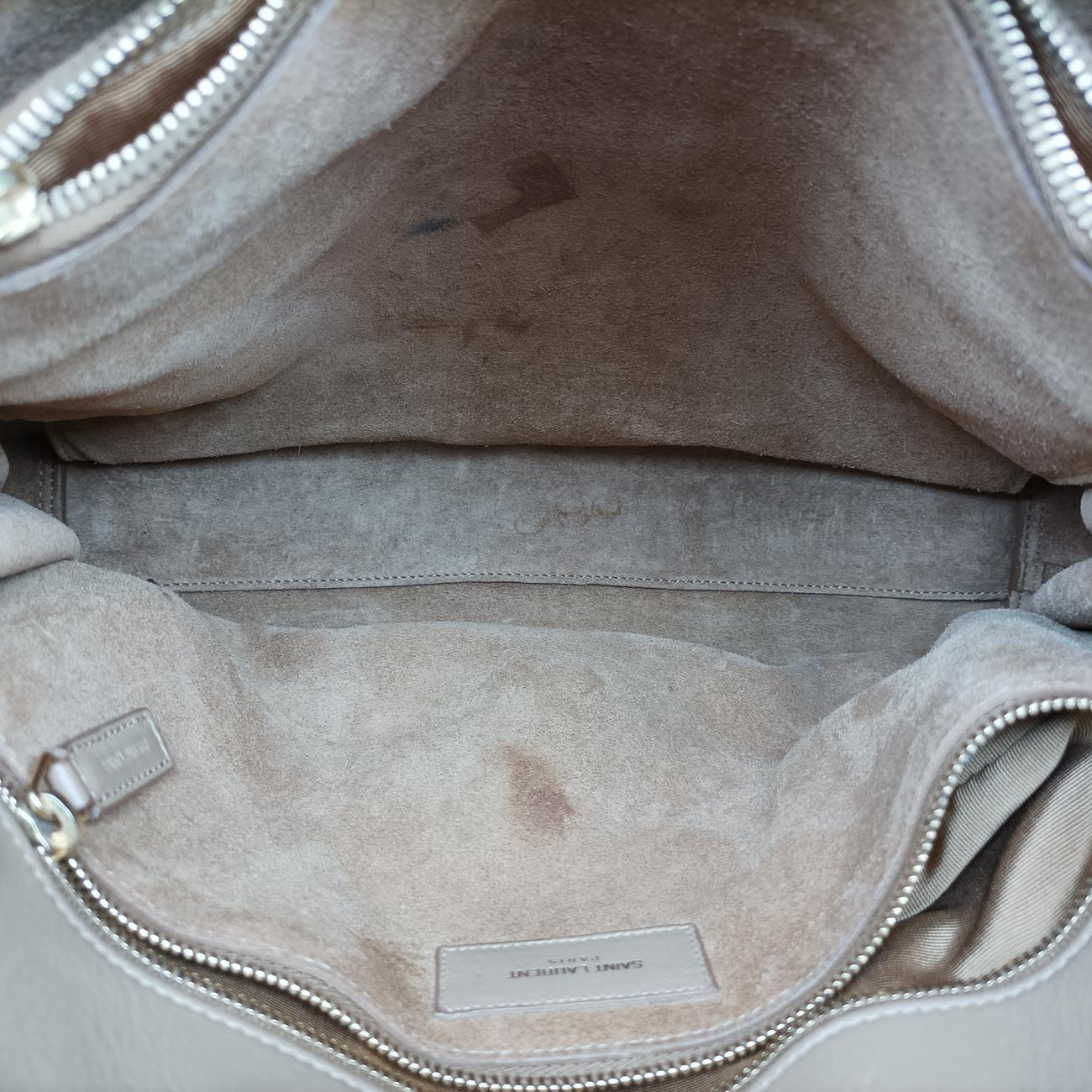 Pre-owned Yves Saint Laurent SAC DE JOUR beige Leather 324823 shoulderbag | stylenewstar