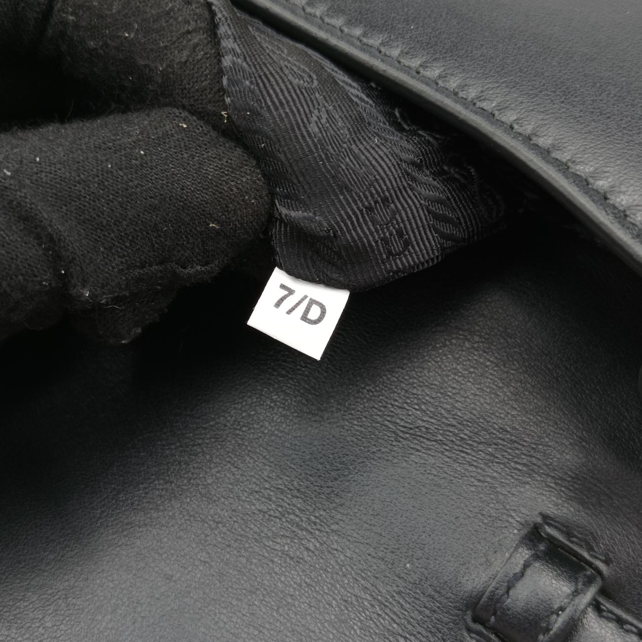 Secondhand Prada Floral Print Plex Metal Ribbon Green×Black×Multicolour Leather  shoulderbag | stylenewstar