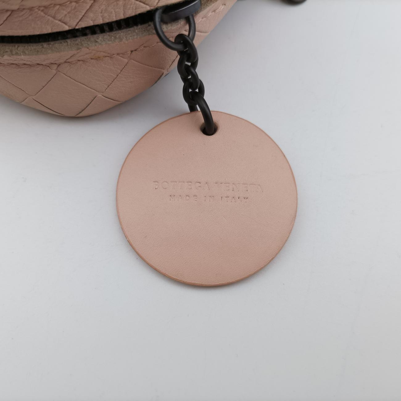 Pre-owned Bottega Veneta Intreccaito pink lambskin  shoulderbag | stylenewstar