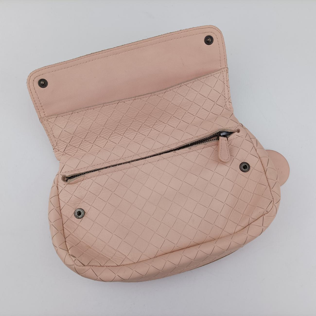 Pre-owned Bottega Veneta Intreccaito pink lambskin  shoulderbag | stylenewstar