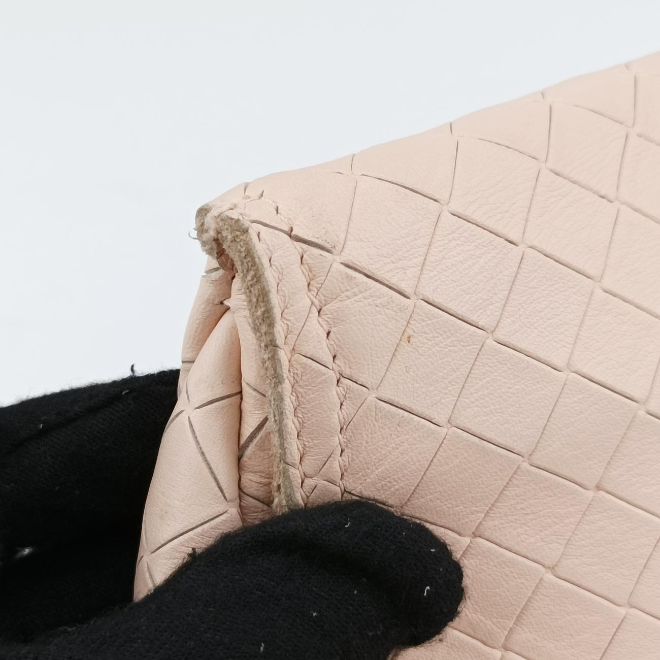 Pre-owned Bottega Veneta Intreccaito pink lambskin  shoulderbag | stylenewstar