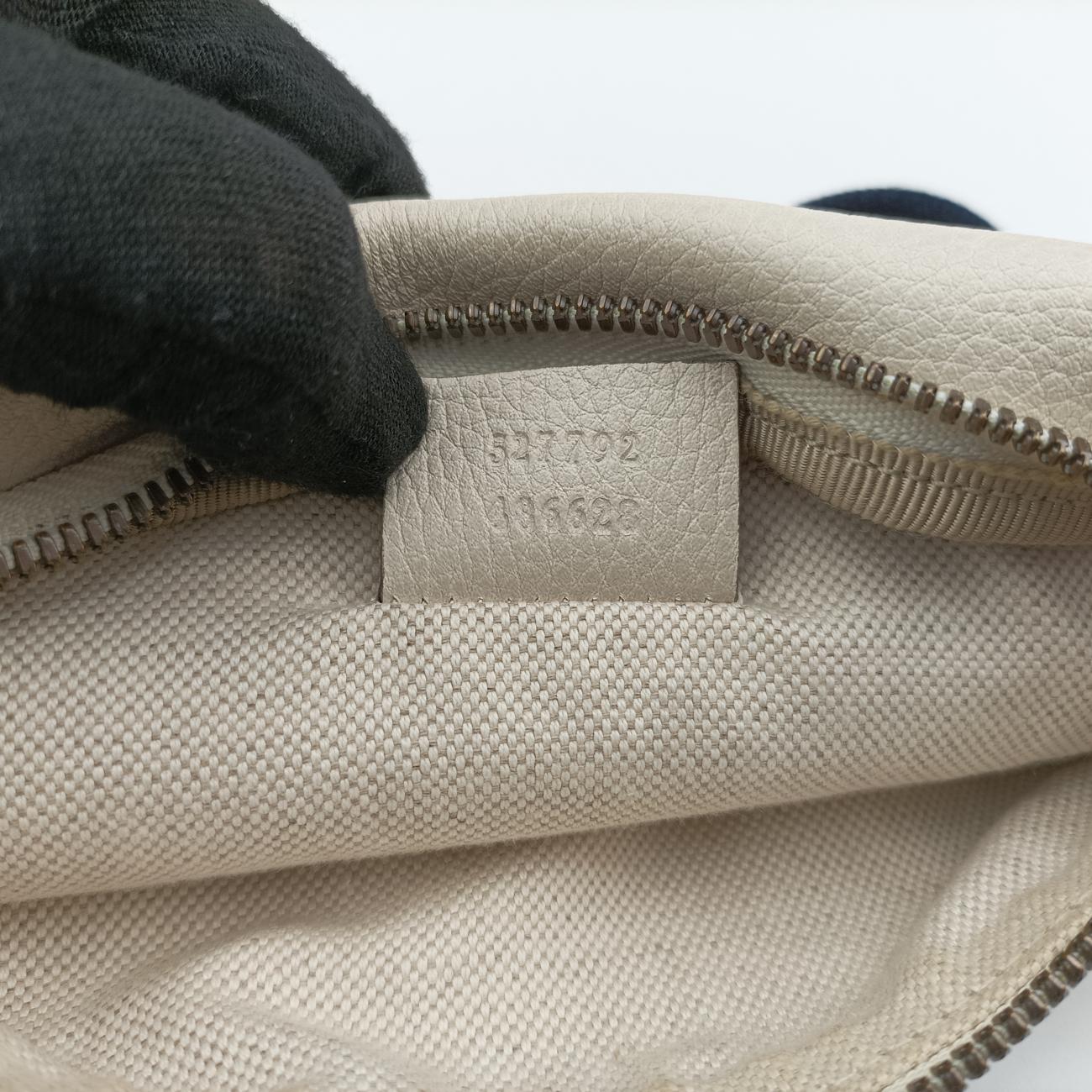 Pre-owned Gucci GUCCI Print White Leather 527792 bum bag/waist bag | stylenewstar