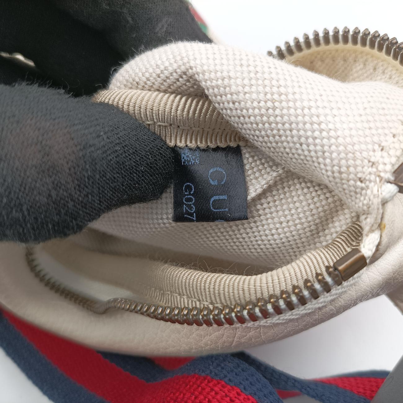 Pre-owned Gucci GUCCI Print White Leather 527792 bum bag/waist bag | stylenewstar