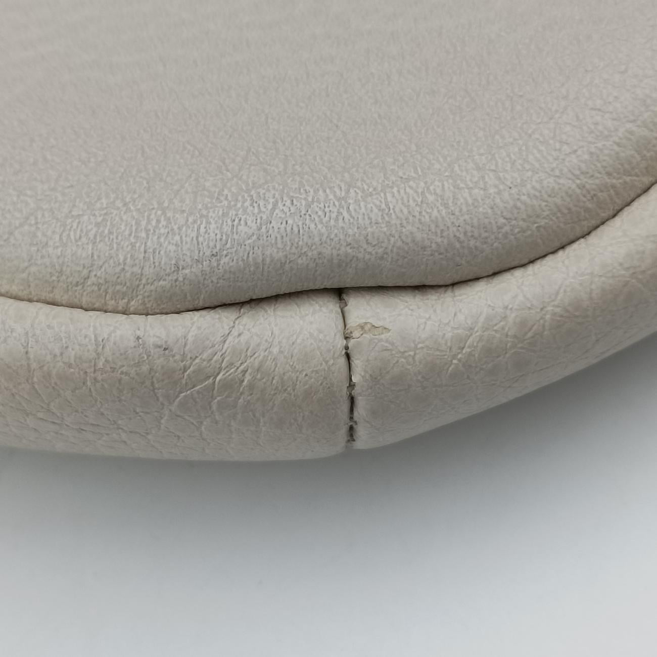 Pre-owned Gucci GUCCI Print White Leather 527792 bum bag/waist bag | stylenewstar