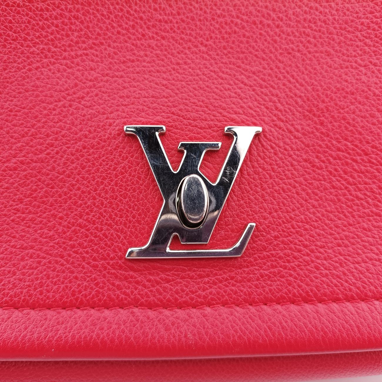 Pre-owned Louis Vuitton Lock Me II BB Ruby Leather M51202 shoulderbag | stylenewstar