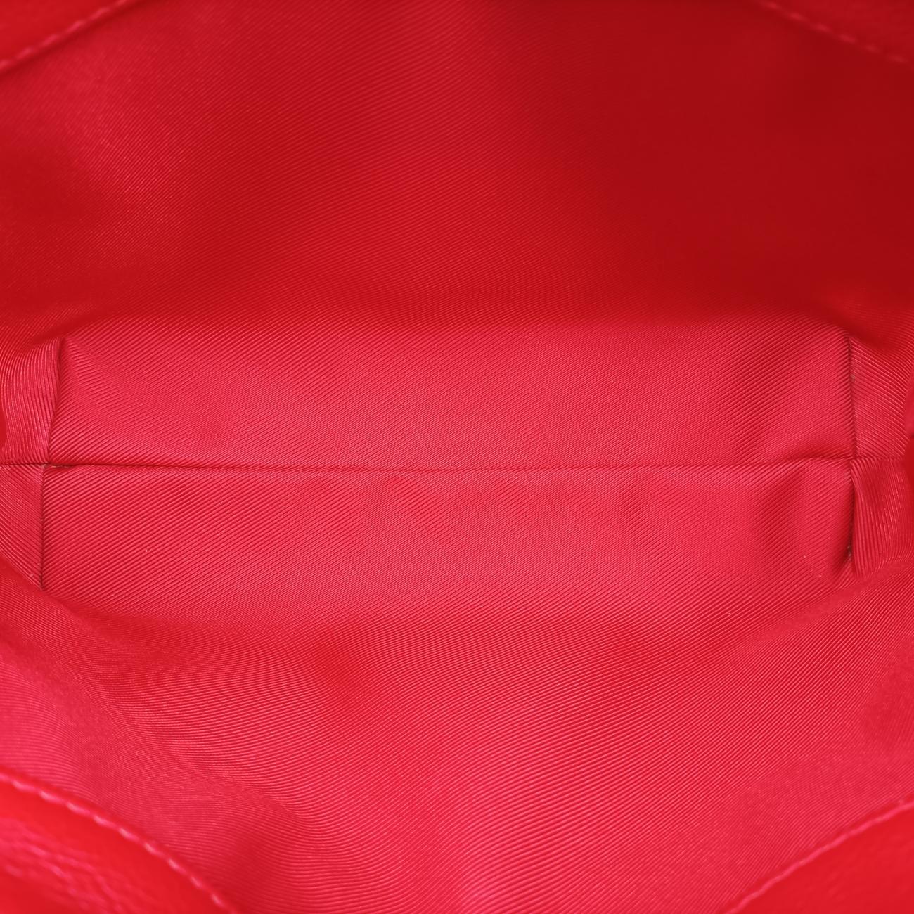 Pre-owned Louis Vuitton Lock Me II BB Ruby Leather M51202 shoulderbag | stylenewstar