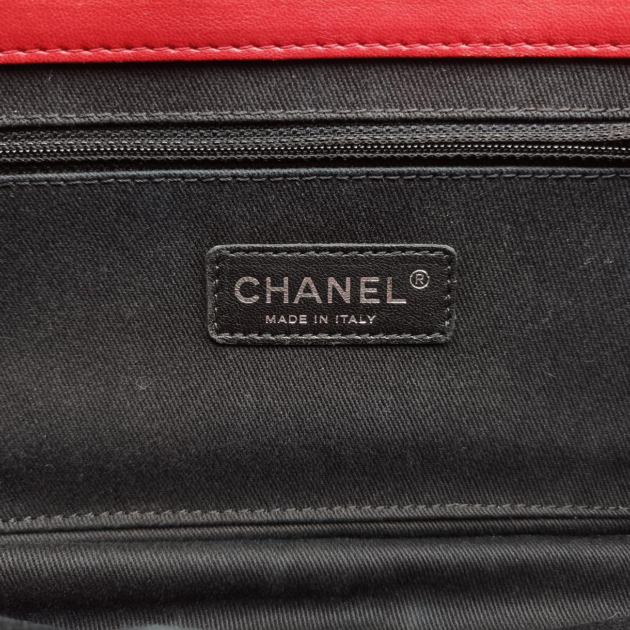 Pre-owned Chanel Paris-Byzance Take Away Flap Red lambskin A66738 shoulderbag | stylenewstar