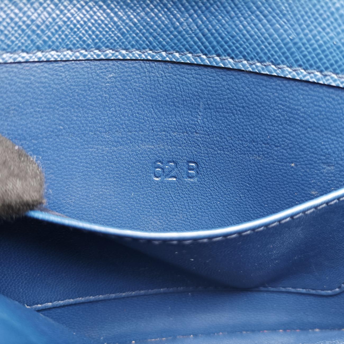 Pre-owned Prada Triangle Logo Blue Saffiano Leather WS23659 shoulderbag | stylenewstar