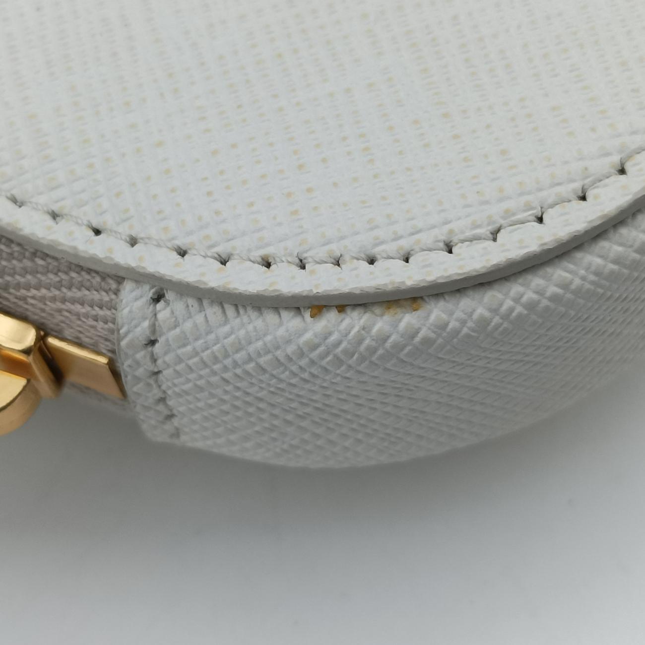 Pre-owned Prada Triangle logo White Saffiano Leather 1DH030 shoulderbag | stylenewstar