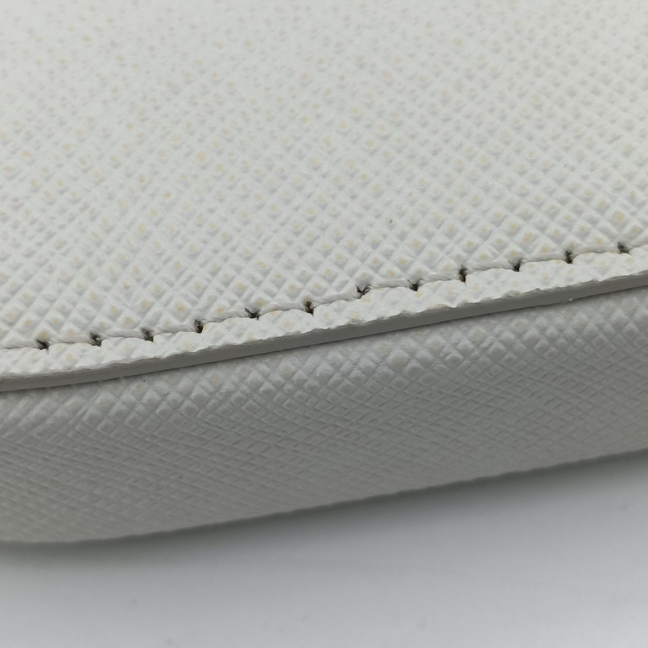 Pre-owned Prada Triangle logo White Saffiano Leather 1DH030 shoulderbag | stylenewstar