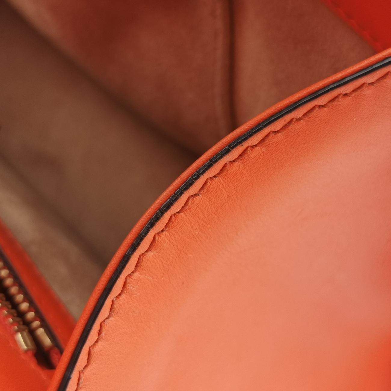 Secondhand Gucci Sylvie Orange x Red x Navy Leather 421882 shoulderbag | stylenewstar