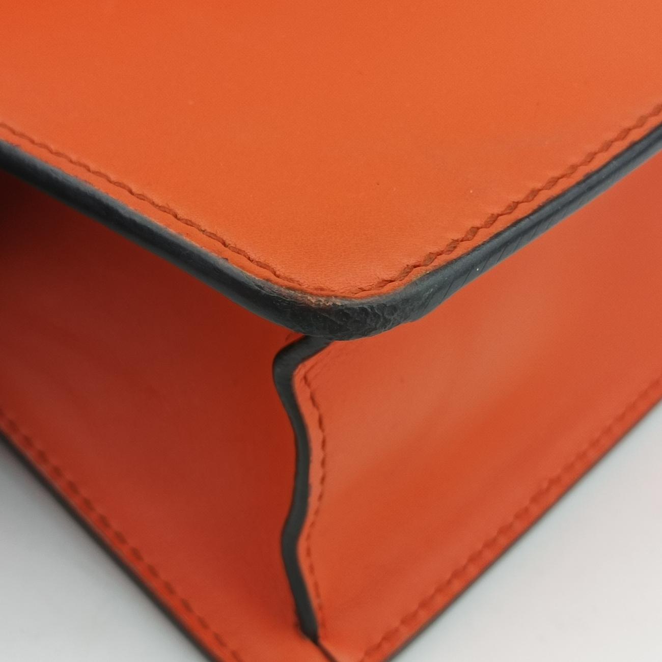 Secondhand Gucci Sylvie Orange x Red x Navy Leather 421882 shoulderbag | stylenewstar